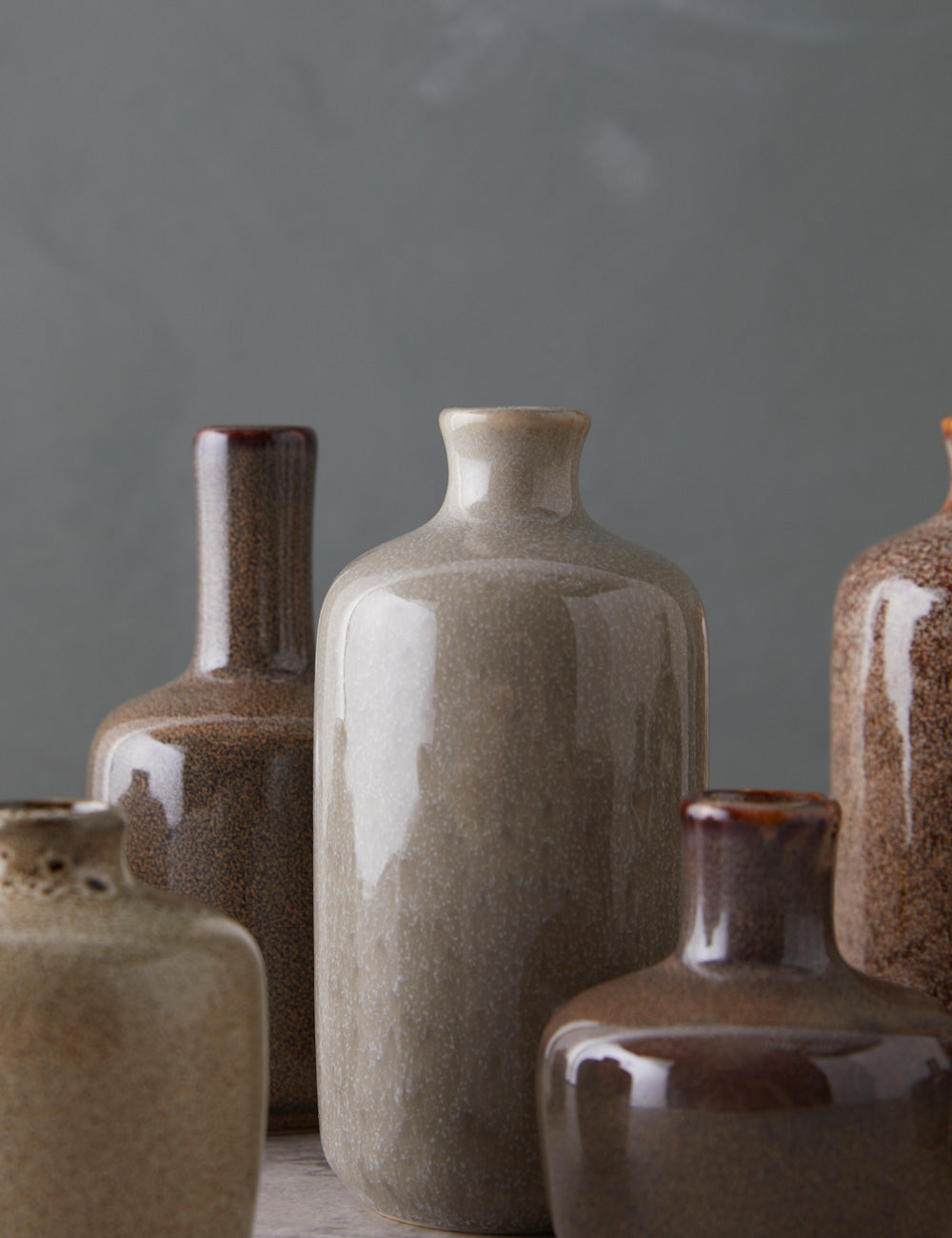 Harmonie de Vases en Grès (Ensemble de 8)