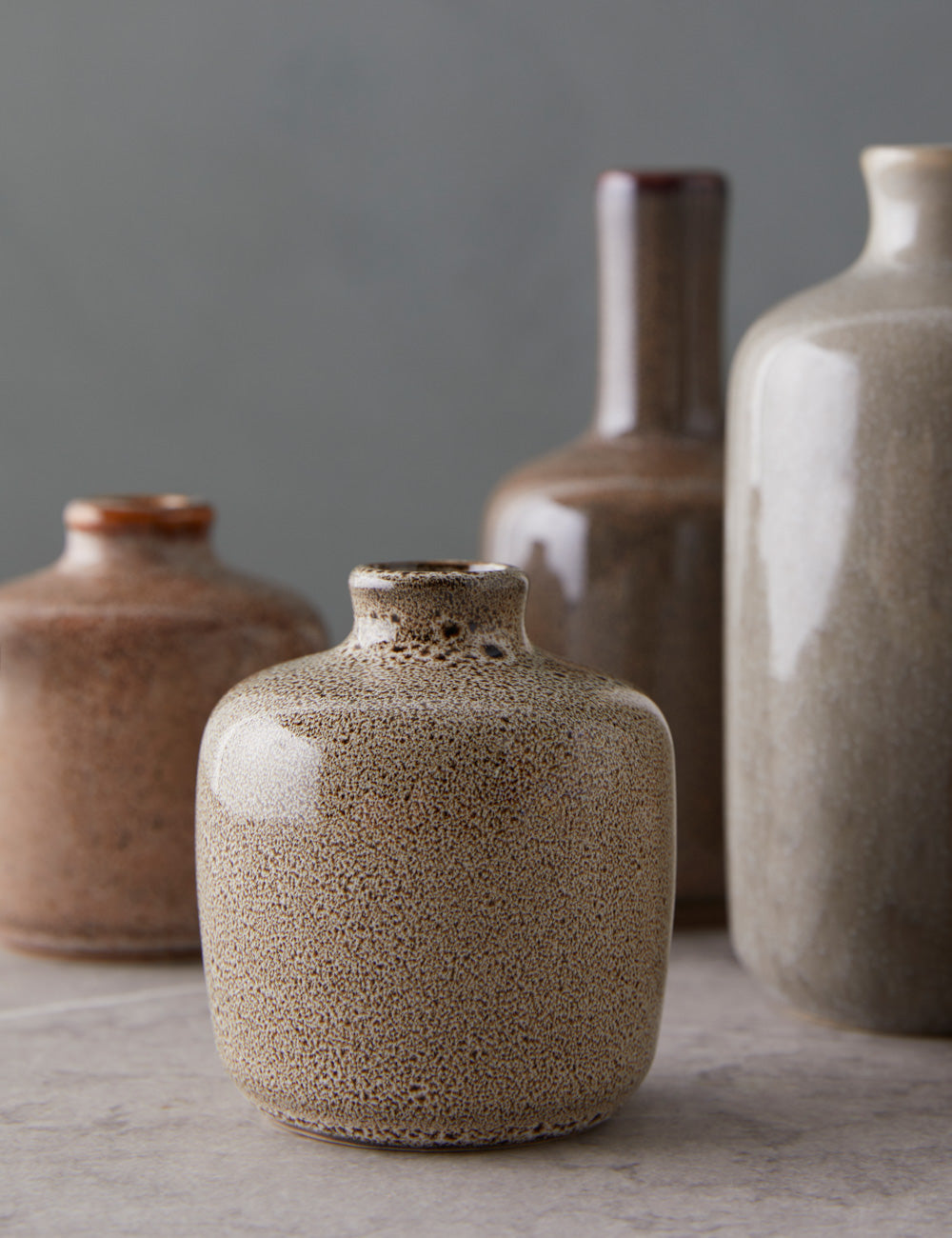 Harmonie de Vases en Grès (Ensemble de 8)
