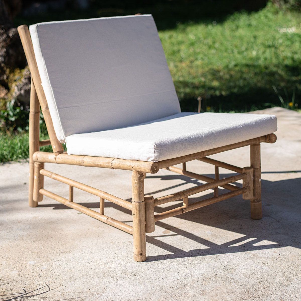 Cannes - Fauteuil de repos bas en bambou