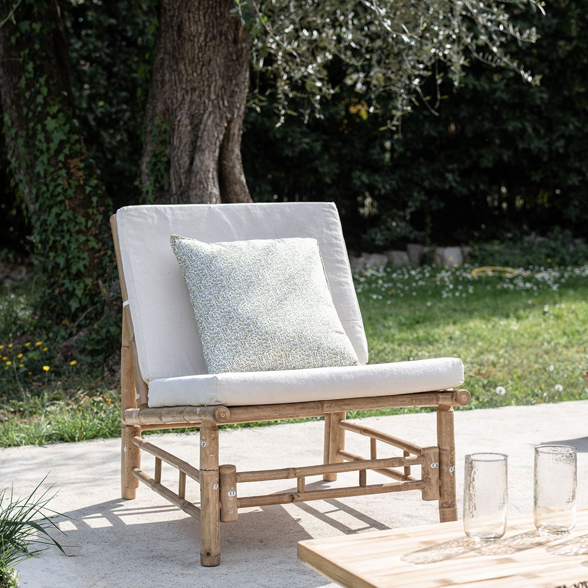 Cannes - Fauteuil de repos bas en bambou